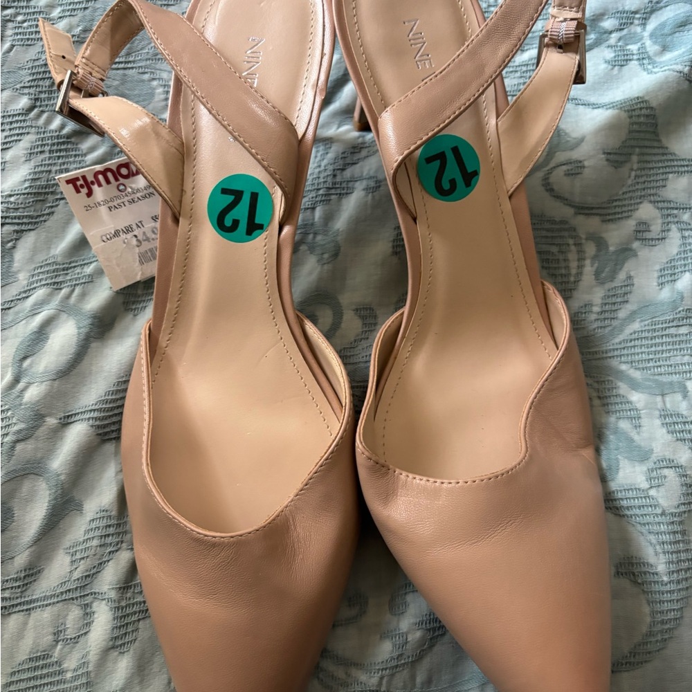 Nine West Tan Slingback Heels with Pointed Toe